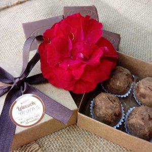 TRUFAS CLÁSSICAS CHOCOLATE MEIO AMARGO 4 UNIDADES LELECOOK